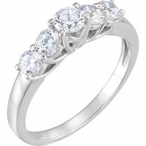 Platinum 4.1 mm Round Engagement Ring Mounting