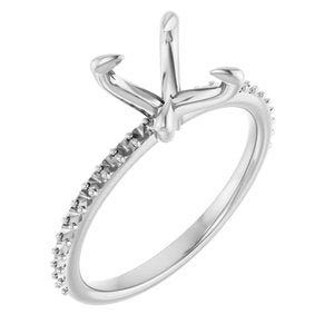 Platinum  9x7 mm Oval Engagement Ring Mounting
