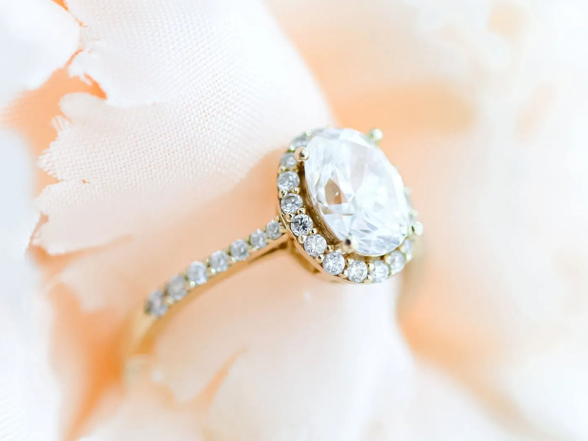 Extraordinary Diamonds. Beautifully Simple.